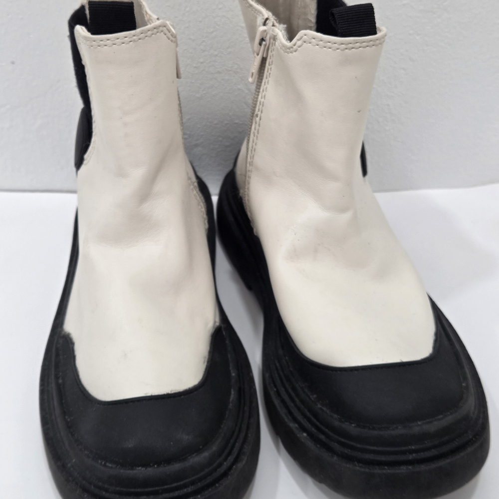 Zara Mickey Mouse Boots Side Zip Platform Lug Sole Size EU 36/US 5.5 Women's - Picture 3 of 15
